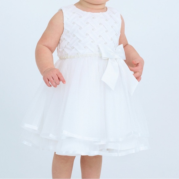 12 Month Baby Girls Tiered Pearl Sleeveless Dress - Picture 1 of 8